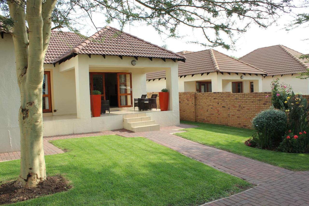 Topaz Cove Luxury Villas Edenvale Exterior photo