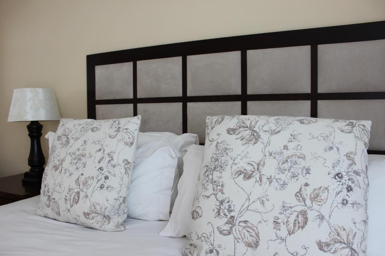 Topaz Cove Luxury Villas Edenvale Exterior photo