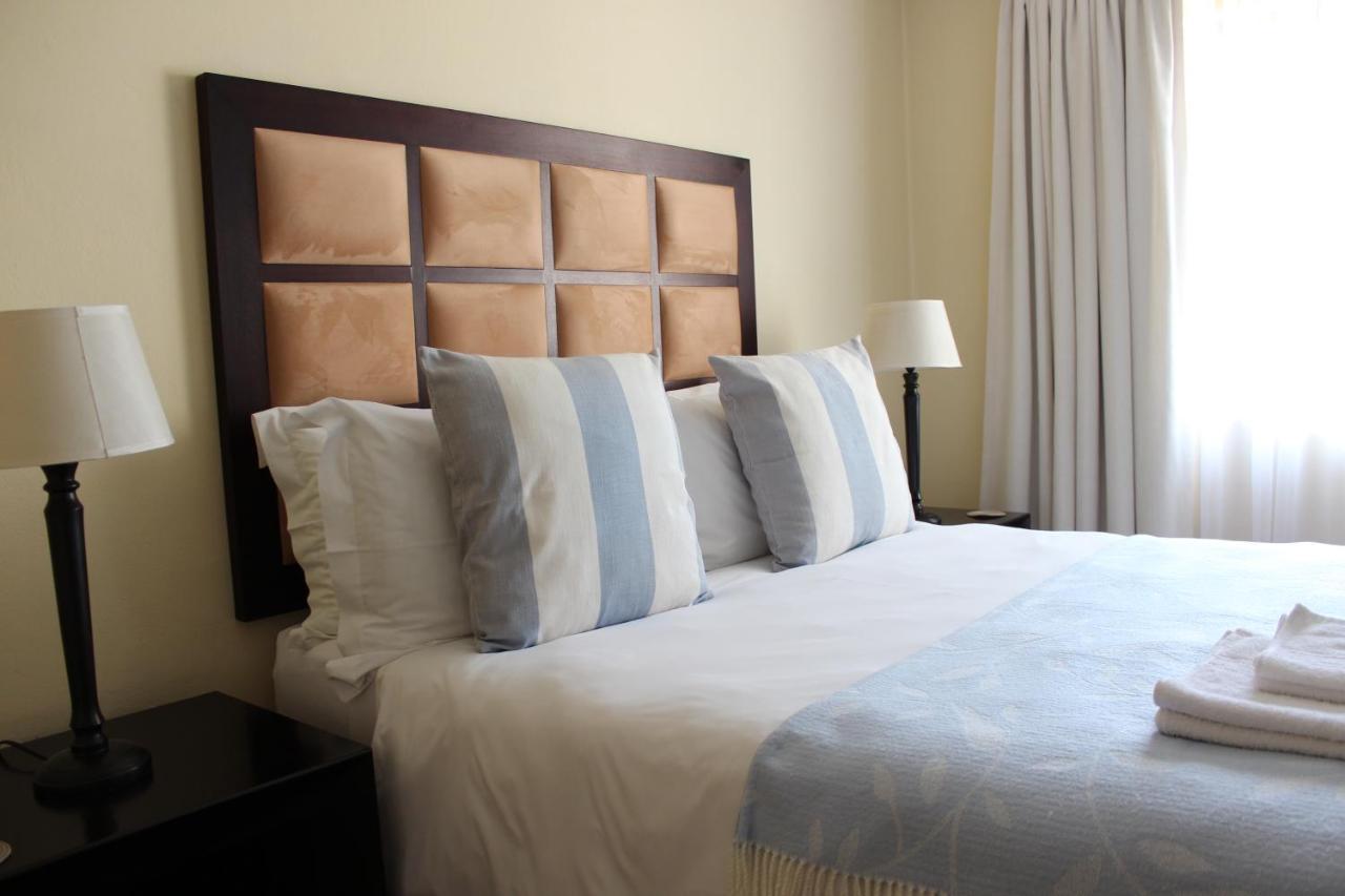 Topaz Cove Luxury Villas Edenvale Exterior photo
