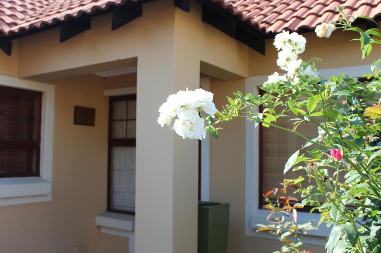 Topaz Cove Luxury Villas Edenvale Exterior photo