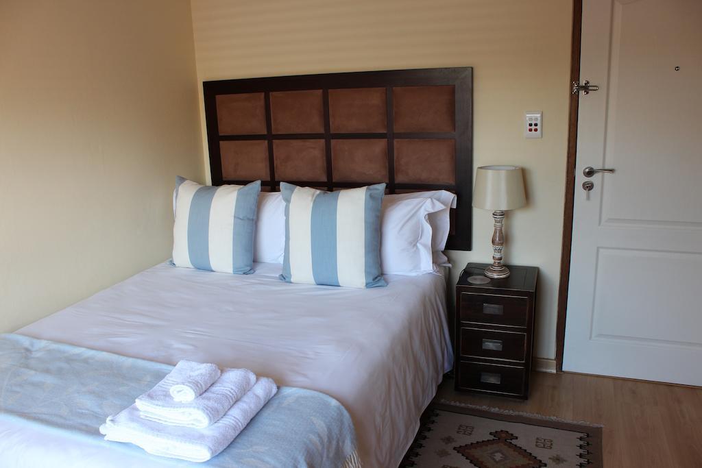 Topaz Cove Luxury Villas Edenvale Exterior photo