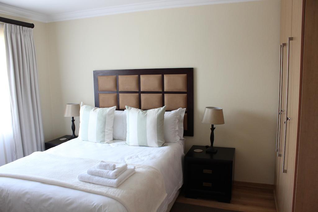 Topaz Cove Luxury Villas Edenvale Exterior photo