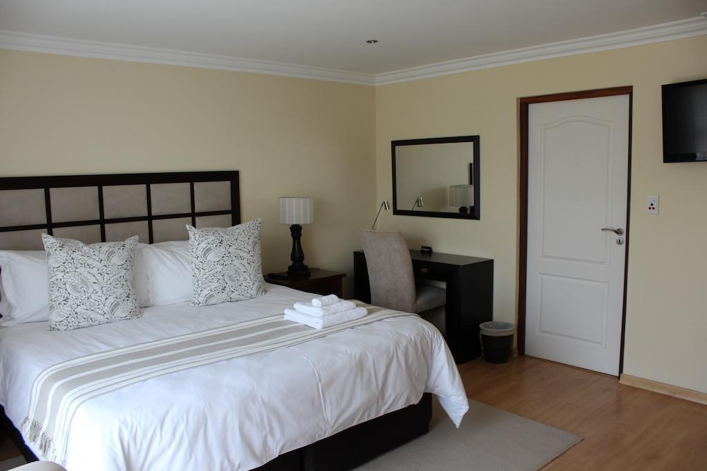 Topaz Cove Luxury Villas Edenvale Exterior photo