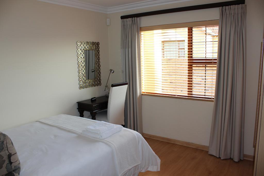 Topaz Cove Luxury Villas Edenvale Exterior photo
