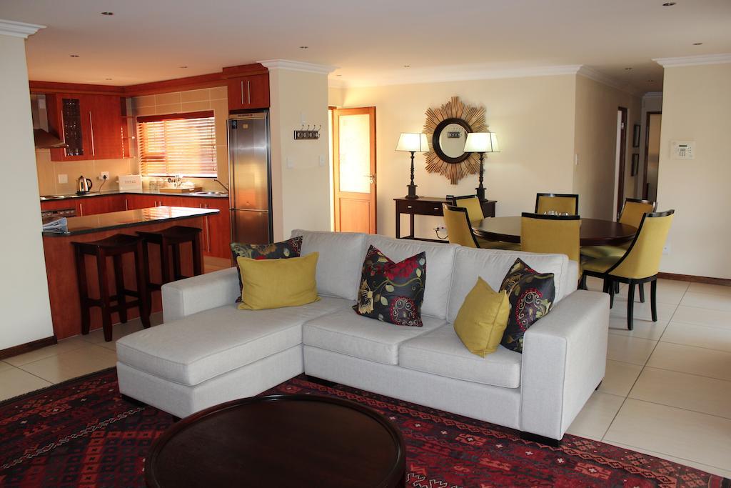 Topaz Cove Luxury Villas Edenvale Exterior photo