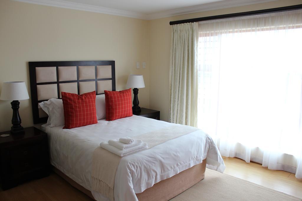 Topaz Cove Luxury Villas Edenvale Exterior photo