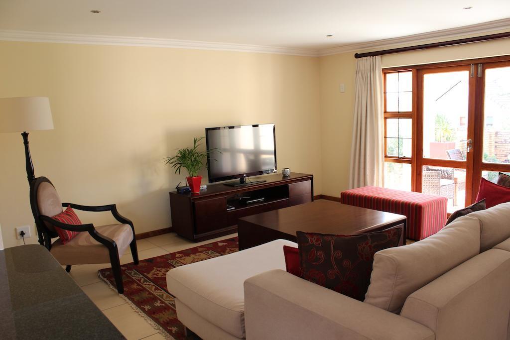 Topaz Cove Luxury Villas Edenvale Exterior photo