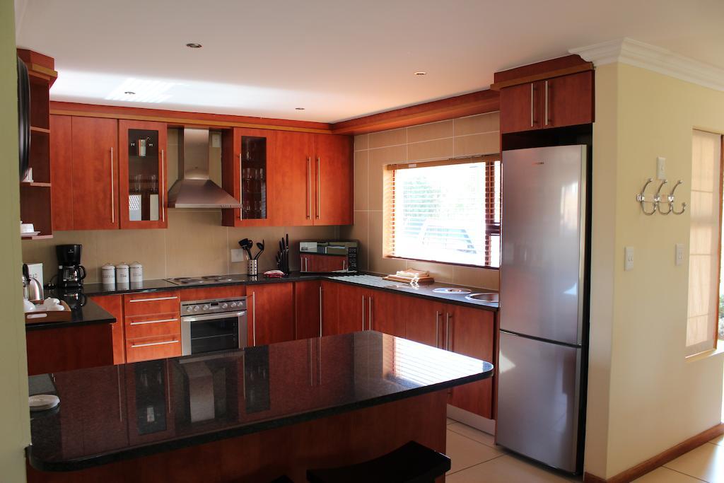 Topaz Cove Luxury Villas Edenvale Exterior photo